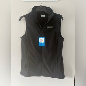 Columbia fleece women’s vest Size Medium